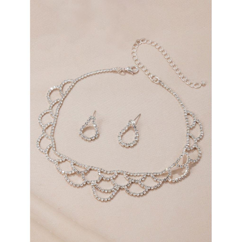 مجموعة من ( عقد + اقراط )-women-watchesandjewellery-jewellery-jewellerysets-image-1