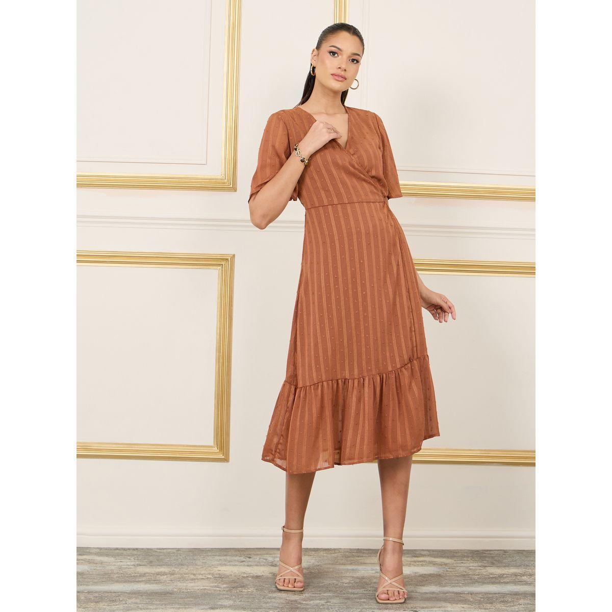 فستان ميدي بنمط لف وحافة كشكش-women-clothing-dresses-image-1