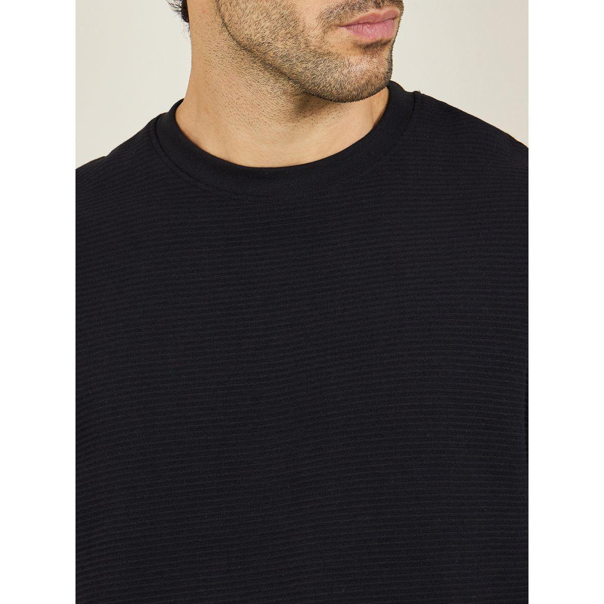 تيشيرت واسع بتفاصيل محبوكة-men-clothing-tshirtsandpolos-tshirts-image-3