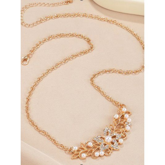 عقد كاجوال-women-watchesandjewellery-jewellery-necklacesandpendants-image-1