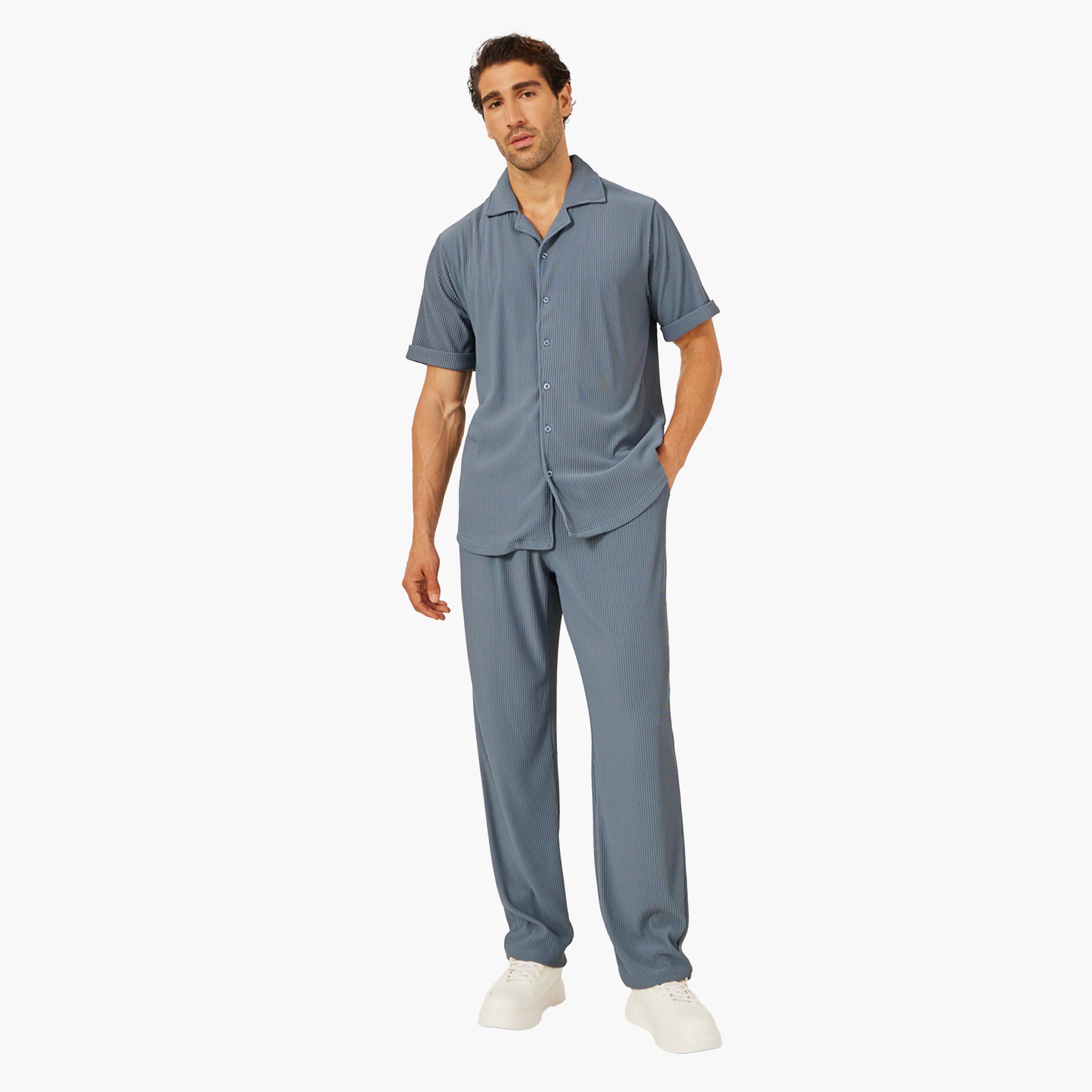 ستايلي - قميص وبنطال بقصة مريح من نسيج محبوك مضلع-men-clothing-coordsets-image-1