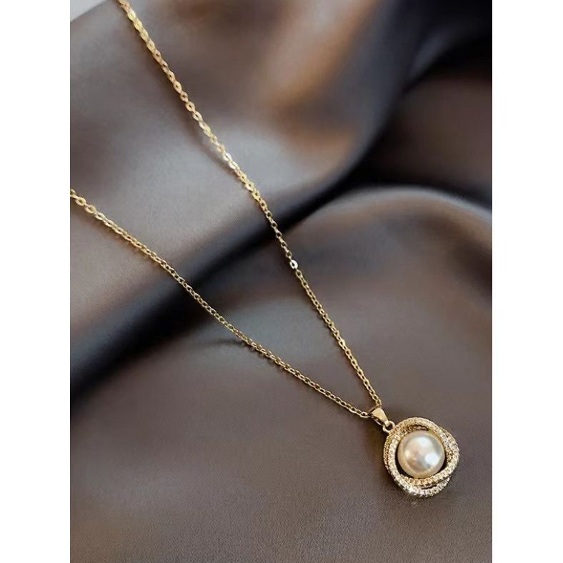 عقد مزين بلؤلؤ صناعي-women-watchesandjewellery-jewellery-necklacesandpendants-image-1