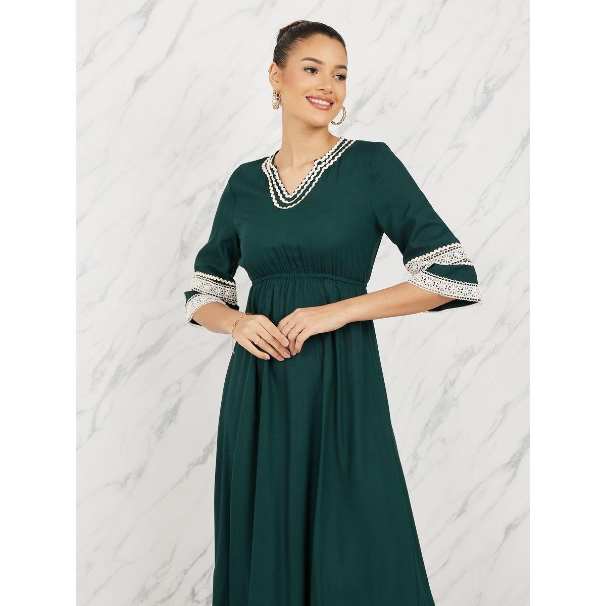 فستان طويل بتفاصيل مُطرّزة بدانتيل-women-clothing-dresses-image-2