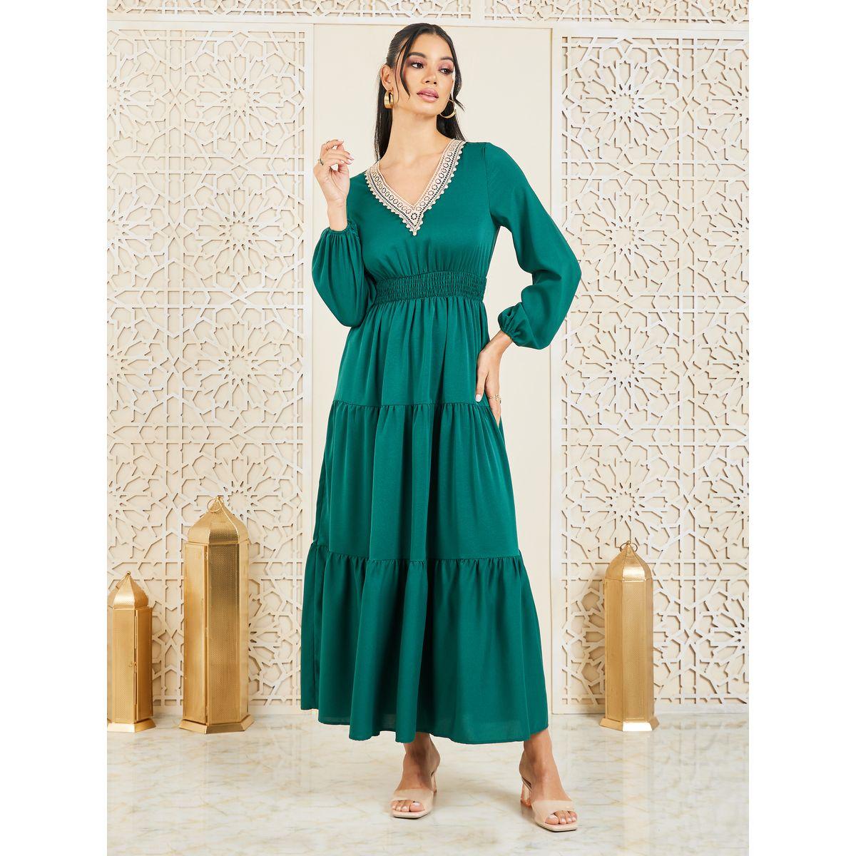 فستان طويل بكسرات وتفاصيل دانتيل-women-clothing-dresses-image-1