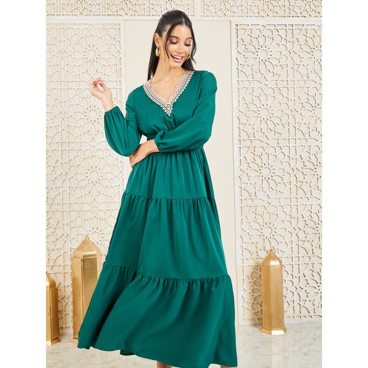 فستان طويل بكسرات وتفاصيل دانتيل-women-clothing-dresses-image-2