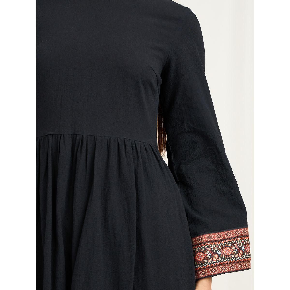 Styli Embroidered Trim Sleeves A-Line Maxi Dress-women-clothing-dresses-image-3