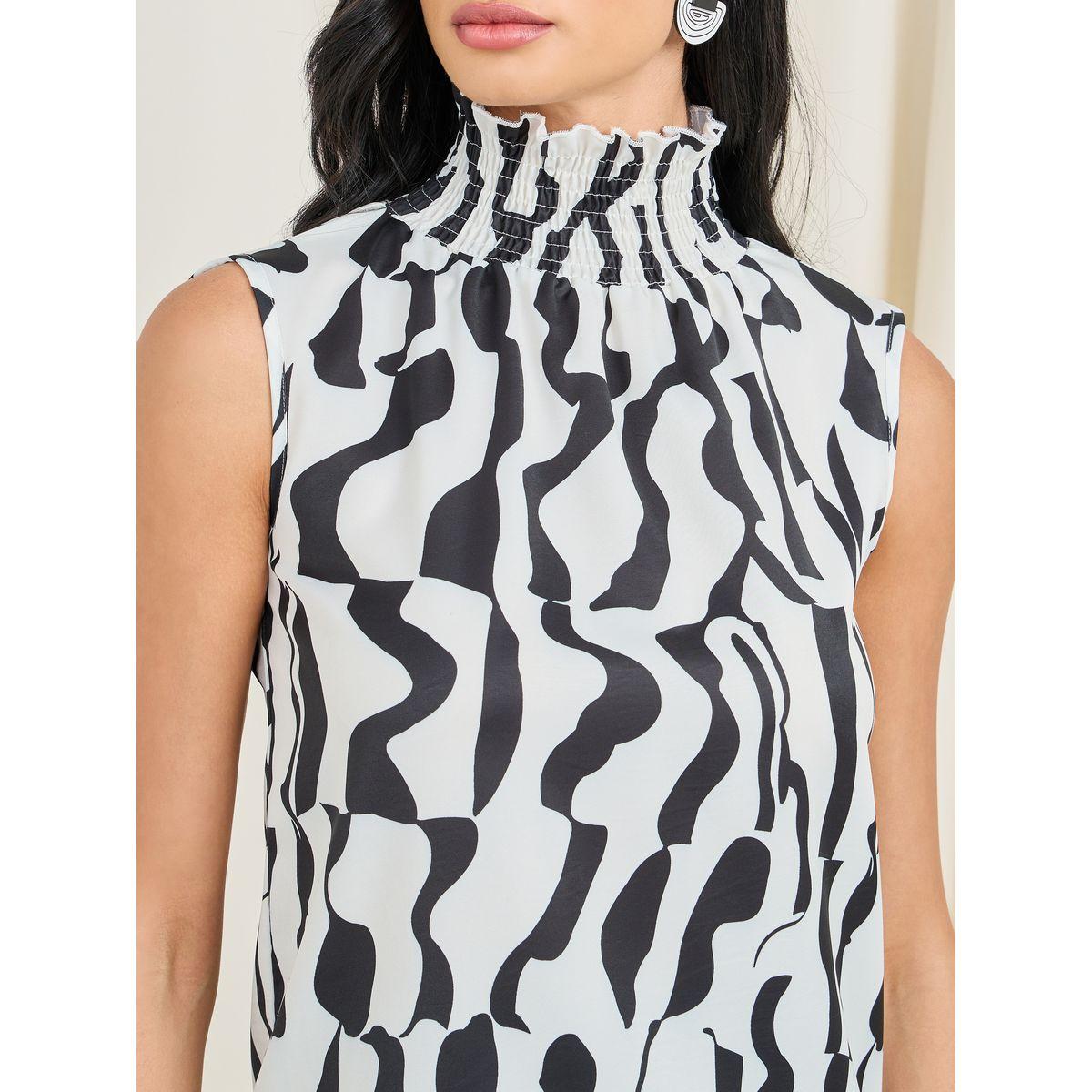 بلوزة بلا اكمام مع ياقة عالية-women-clothing-shirtsandblouses-blouses-image-4