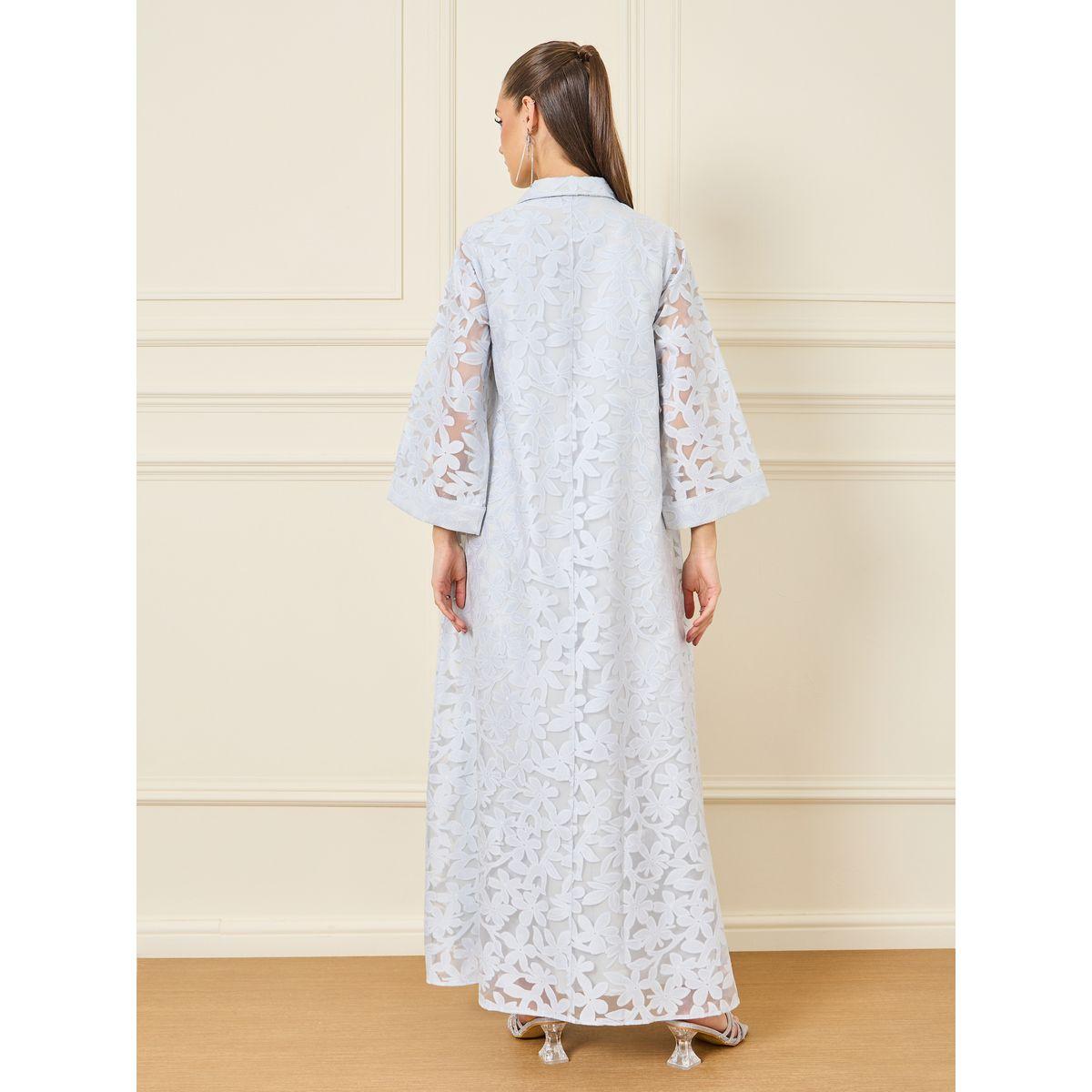 جلابية بياقة مشقوقة وتفاصيل دانتيل-women-arabicclothing-jalabiyas-image-4