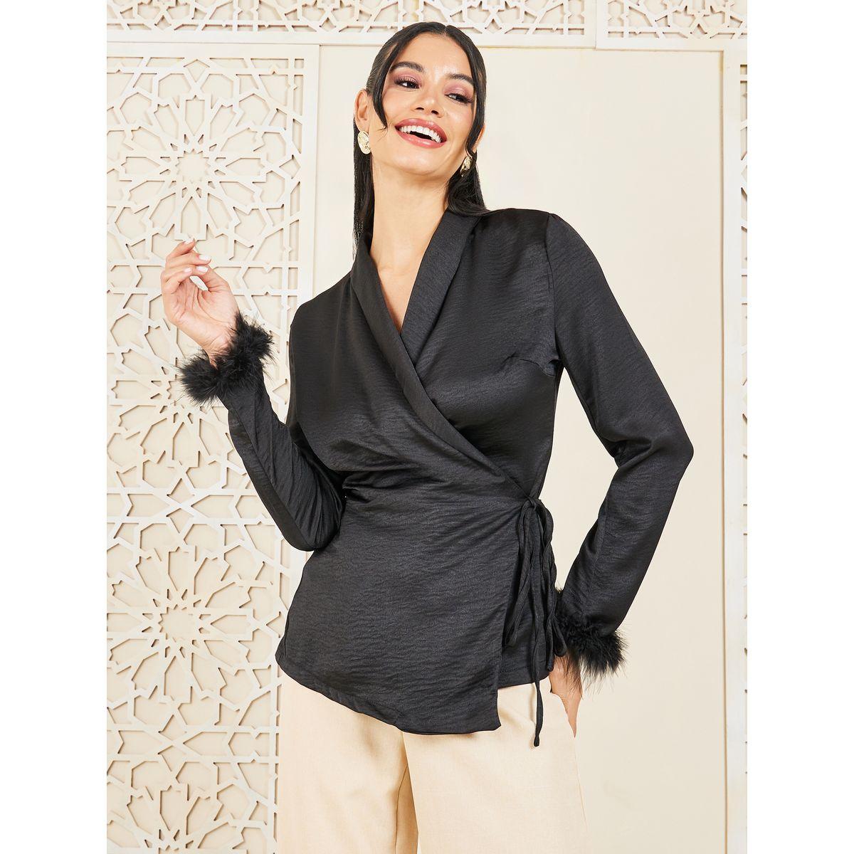 بلوزة بنمط لف ومزينة بريش صناعي-women-clothing-shirtsandblouses-blouses-image-1