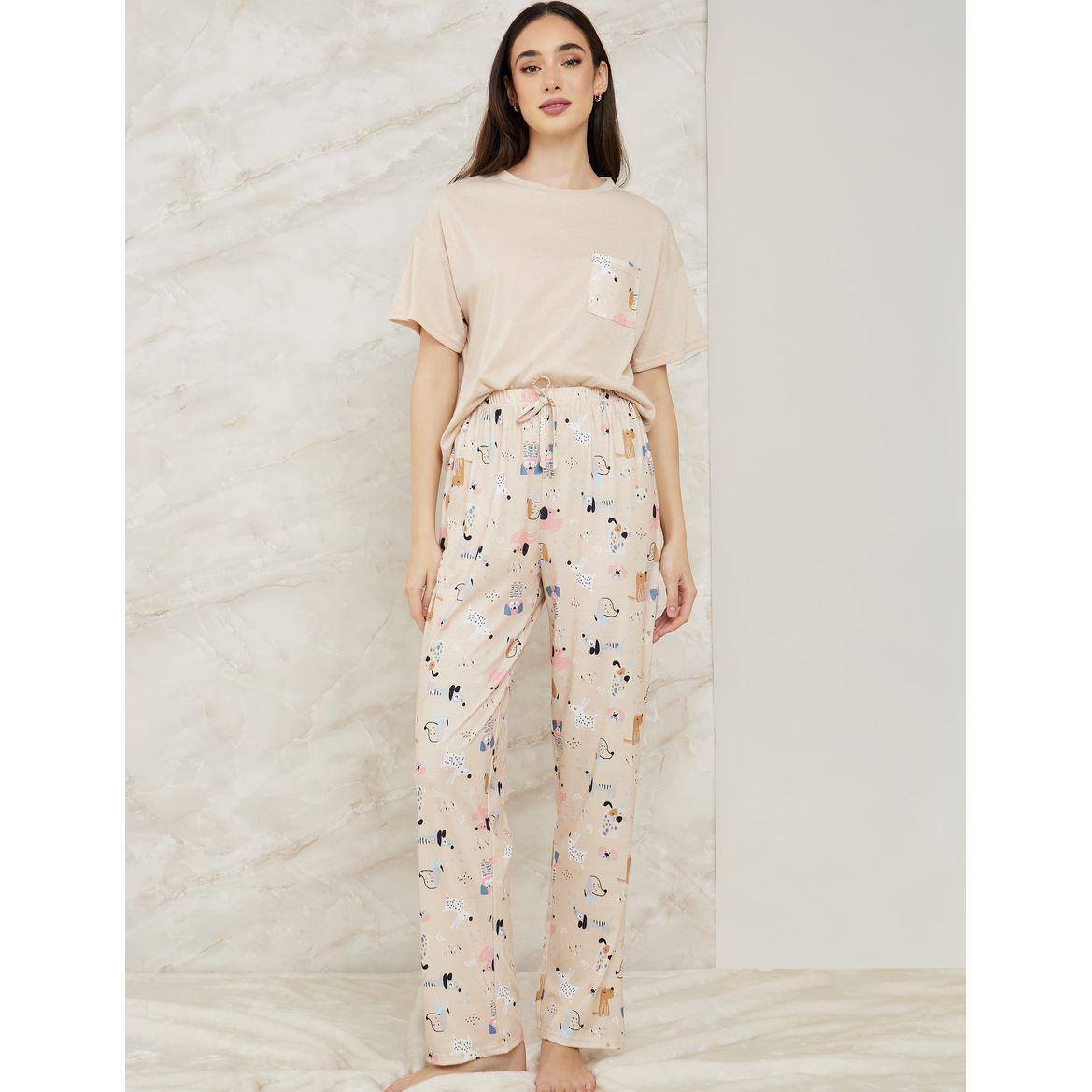 Styli Unwind Conversational Pocket Print T-Shirt & Pyjama Set-women-clothing-nightwear-pyjamas-longsets-image-1