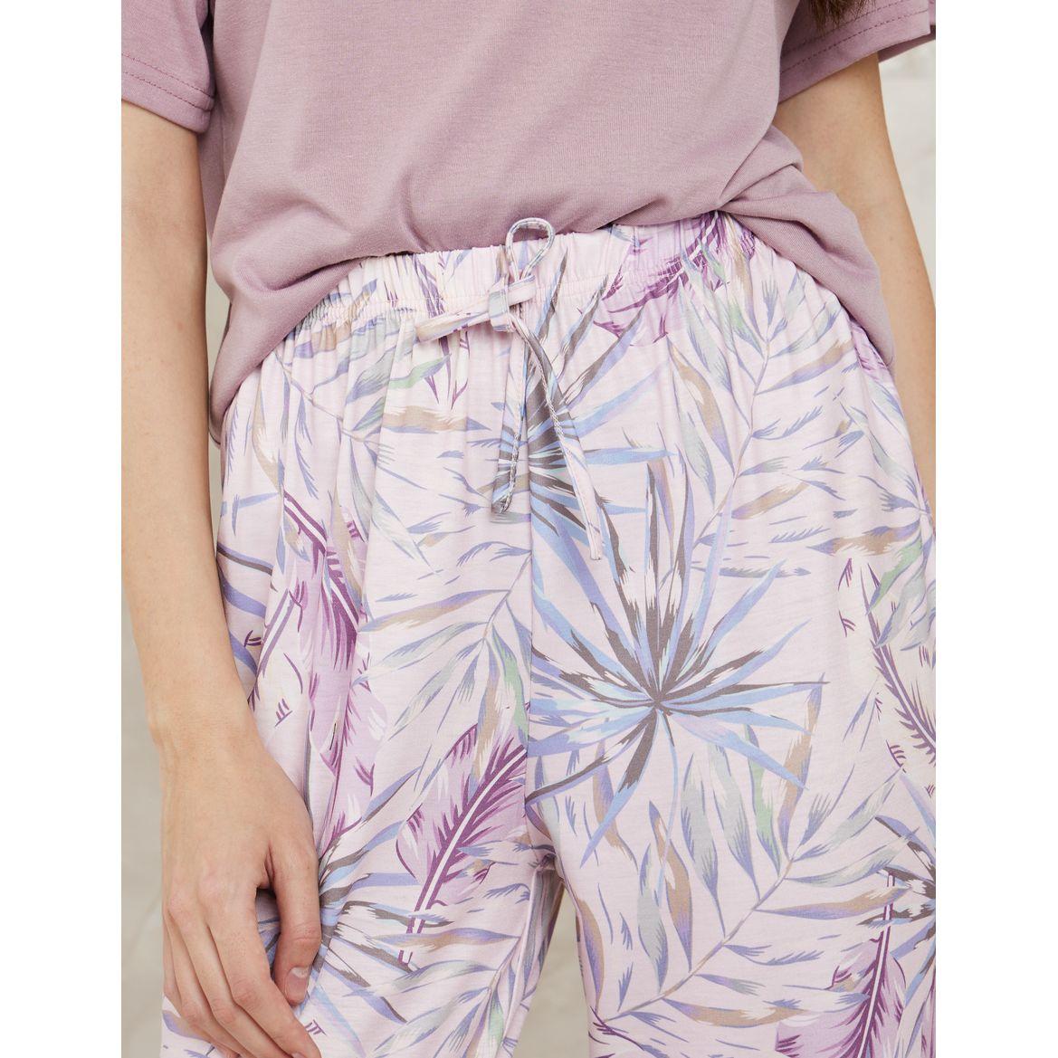 Styli Unwind Leafy Palm Pocket T-Shirt & Pyjama Set-women-clothing-nightwear-pyjamas-longsets-image-6