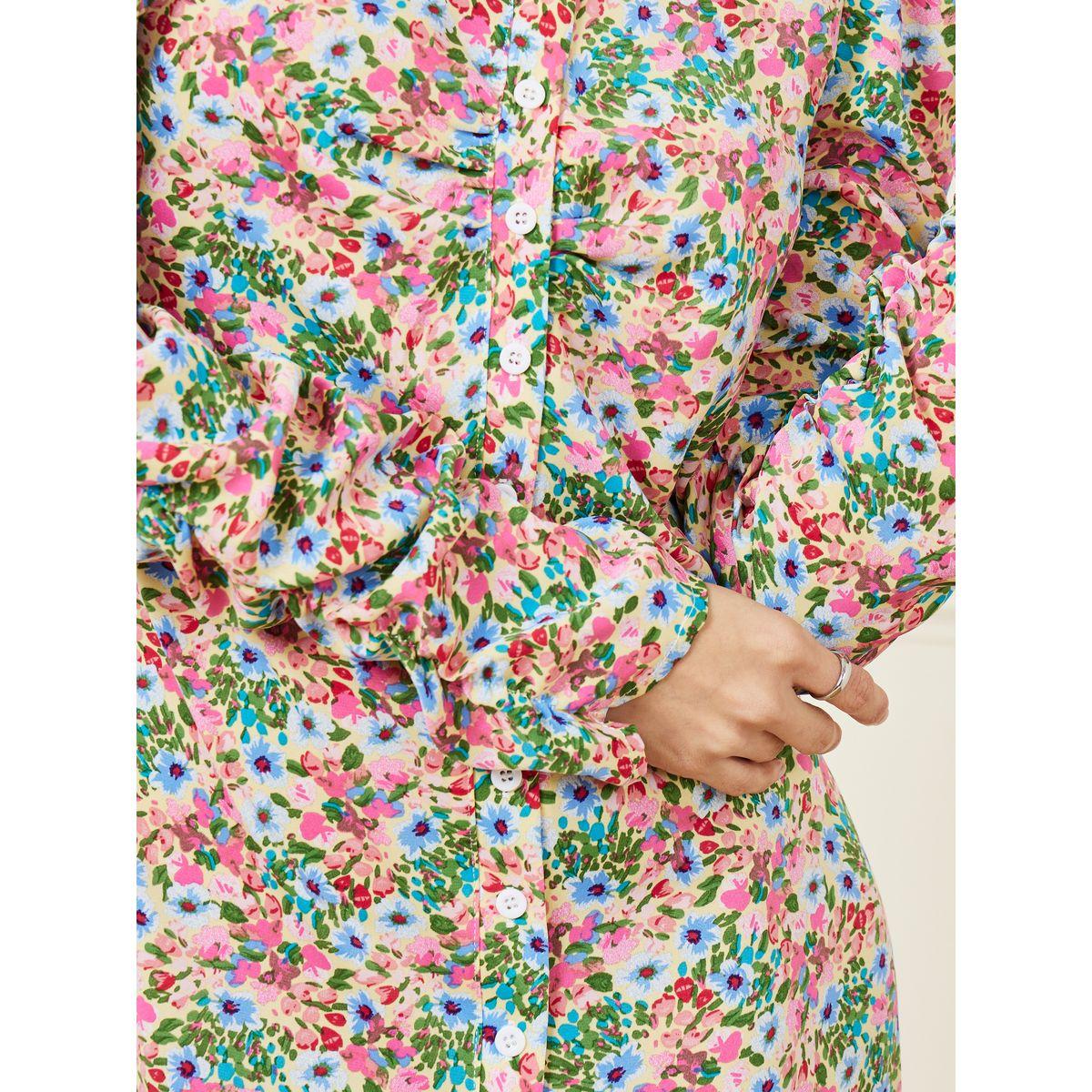 Styli Lace Insert Floral Print A-Line Midi Dress-women-clothing-dresses-image-3