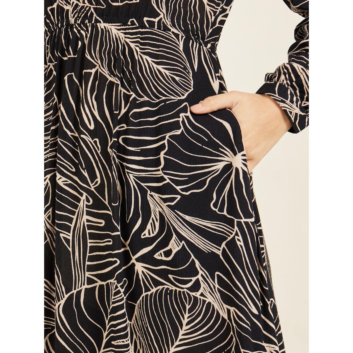 Styli Leaf Print Notch Neck Tiered Midi Dress-women-clothing-dresses-image-3