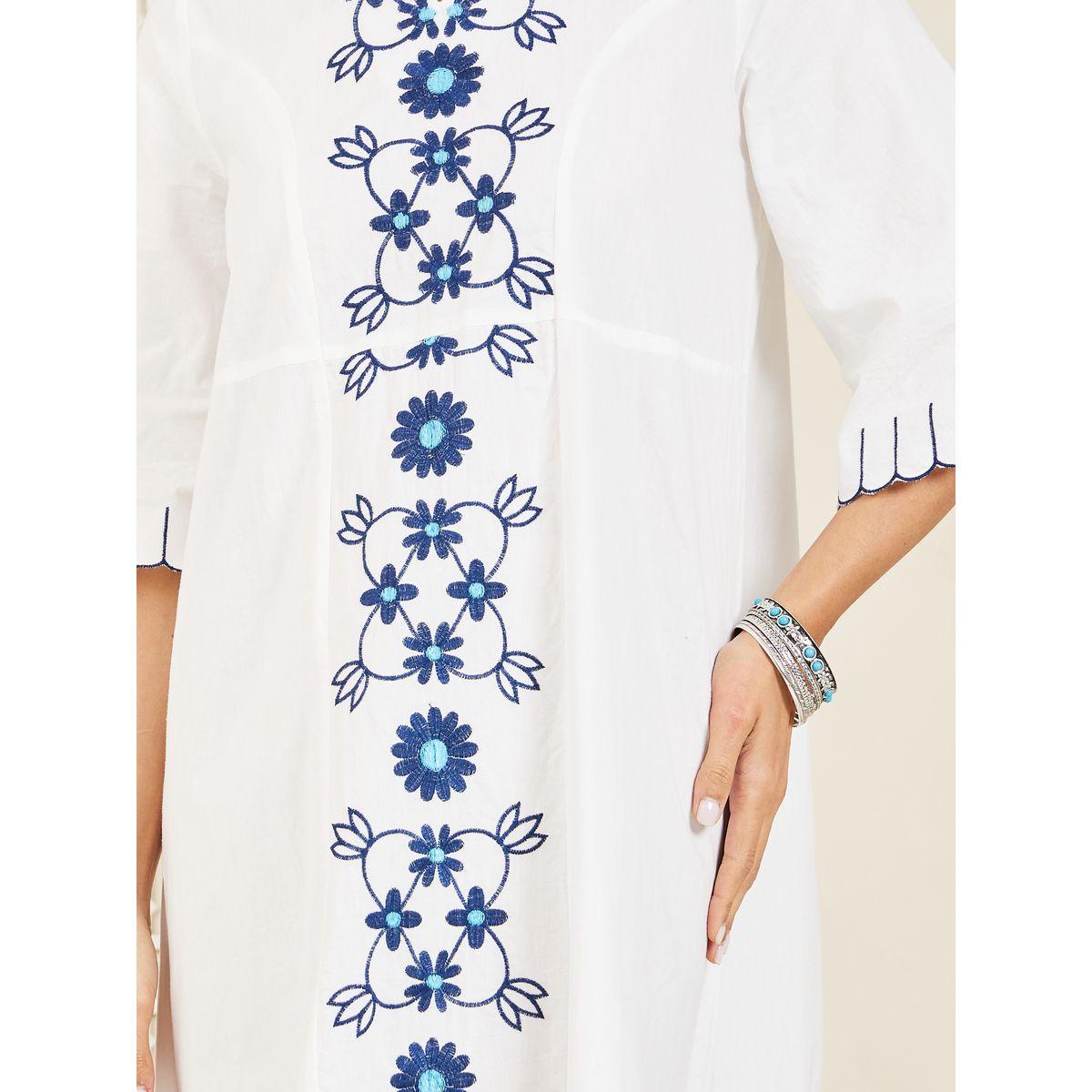 Styli Embroidered Panel Shift Maxi Dress-women-clothing-dresses-image-3