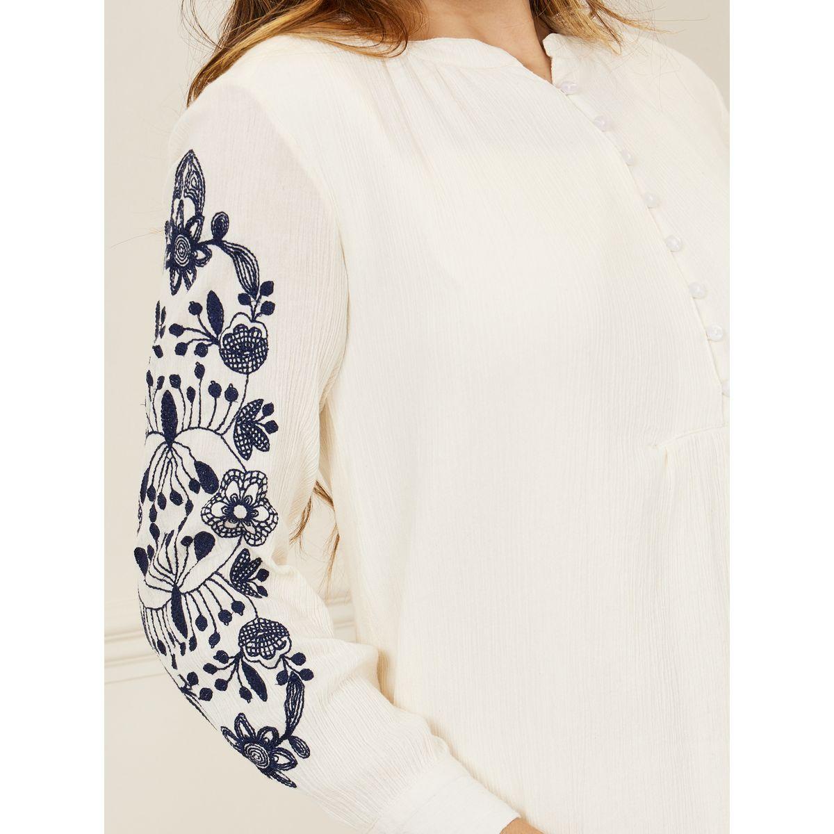 Styli Thread Embroidered Button Closure Shift Midi Dress-women-clothing-dresses-image-3
