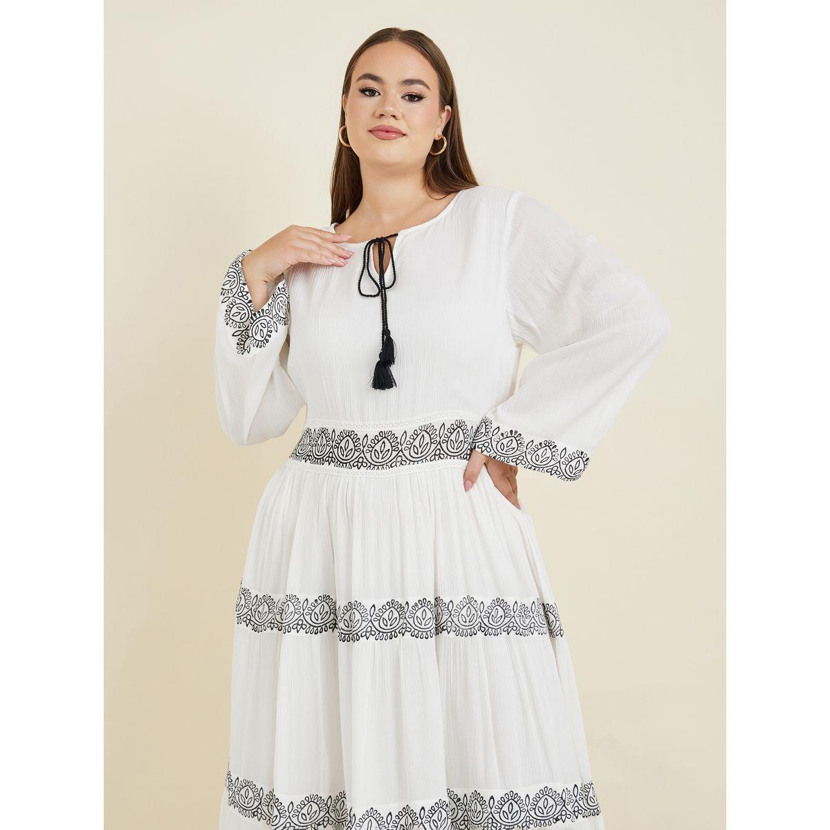 فستان ميدي بتفاصيل مُطرّزة مع اكمام طويلة-women-clothing-dresses-image-2