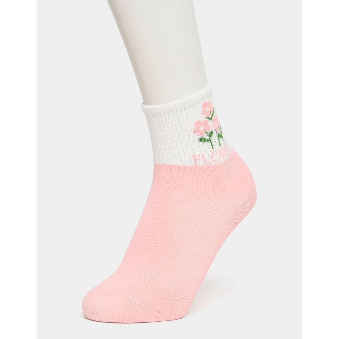 مجموعة من 5 جوارب عصرية-women-socksandstockings-image-2