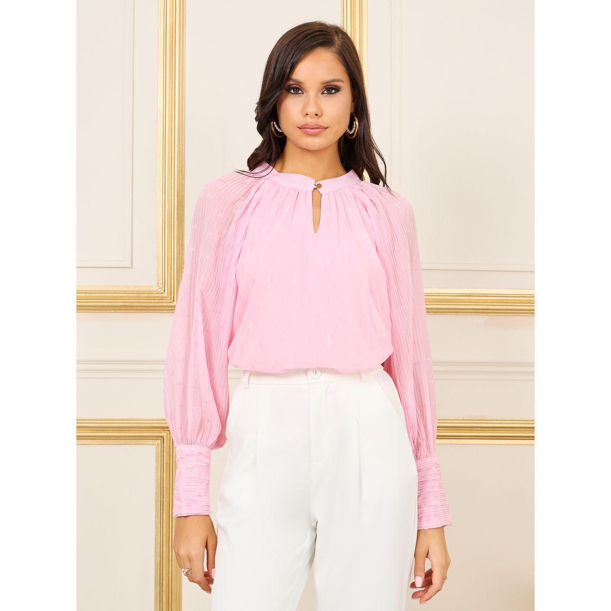 بلوزة بتفاصيل بارزة الملمس مع اكمام بكسرات-women-clothing-shirtsandblouses-blouses-image-1