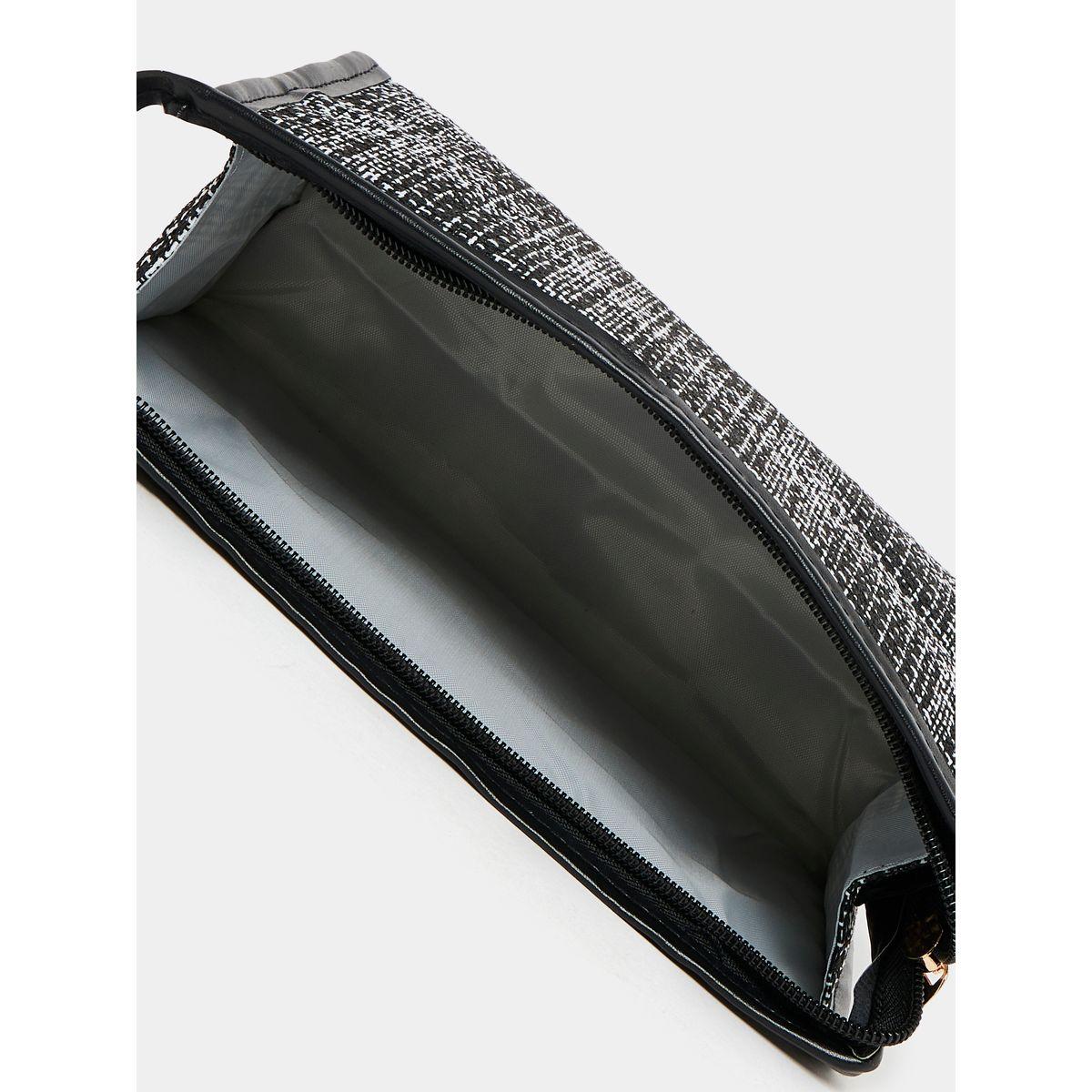 Styli Slogan Print Tweed Wash Bag-travel-accessories-image-3