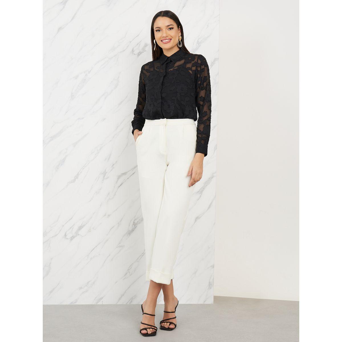 بلوزة مزينة بزهور بارزة الملمس-women-clothing-shirtsandblouses-shirts-image-2