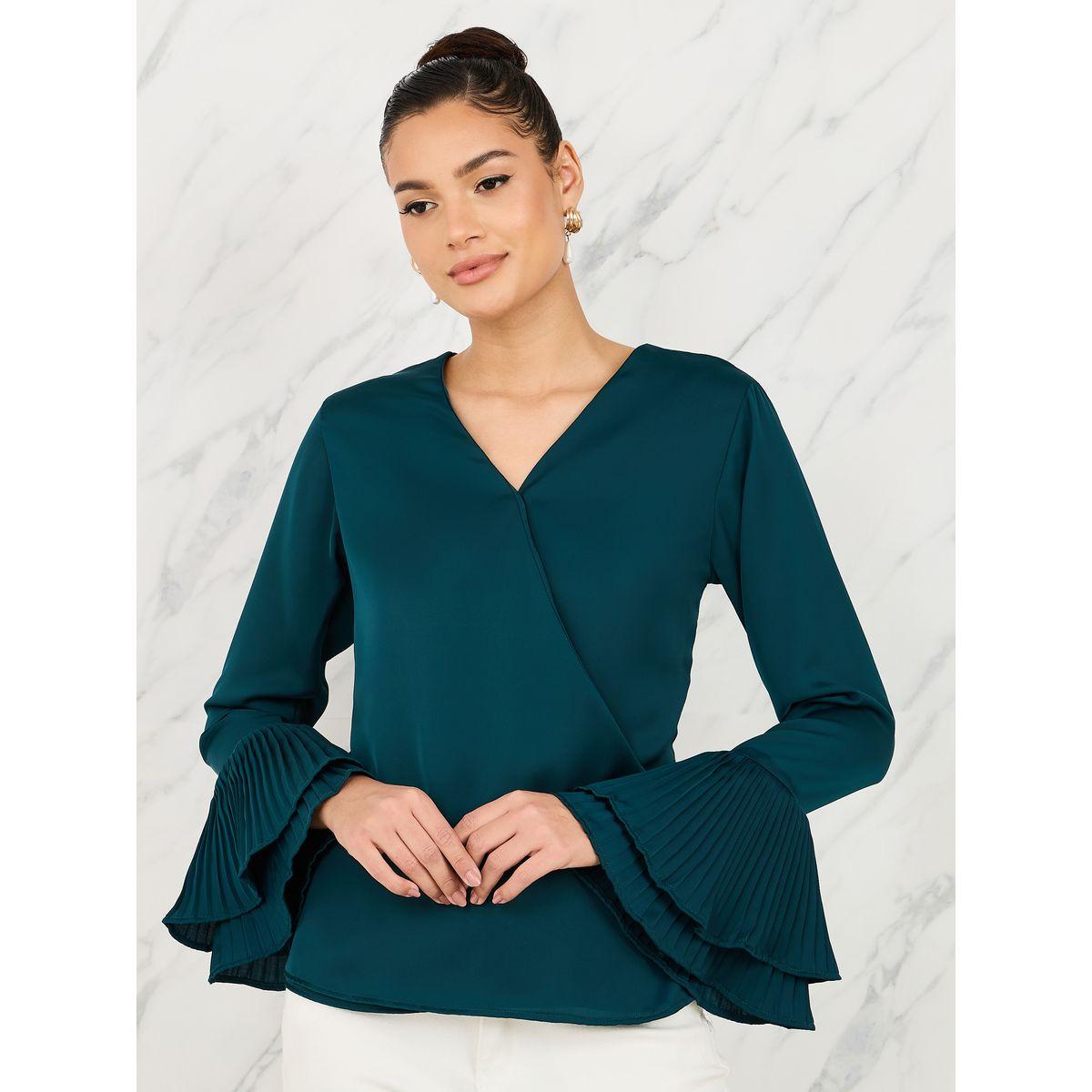 بلوزة ساتان بنمط لف وكسرات مع اكمام فلوت-women-clothing-shirtsandblouses-blouses-image-1