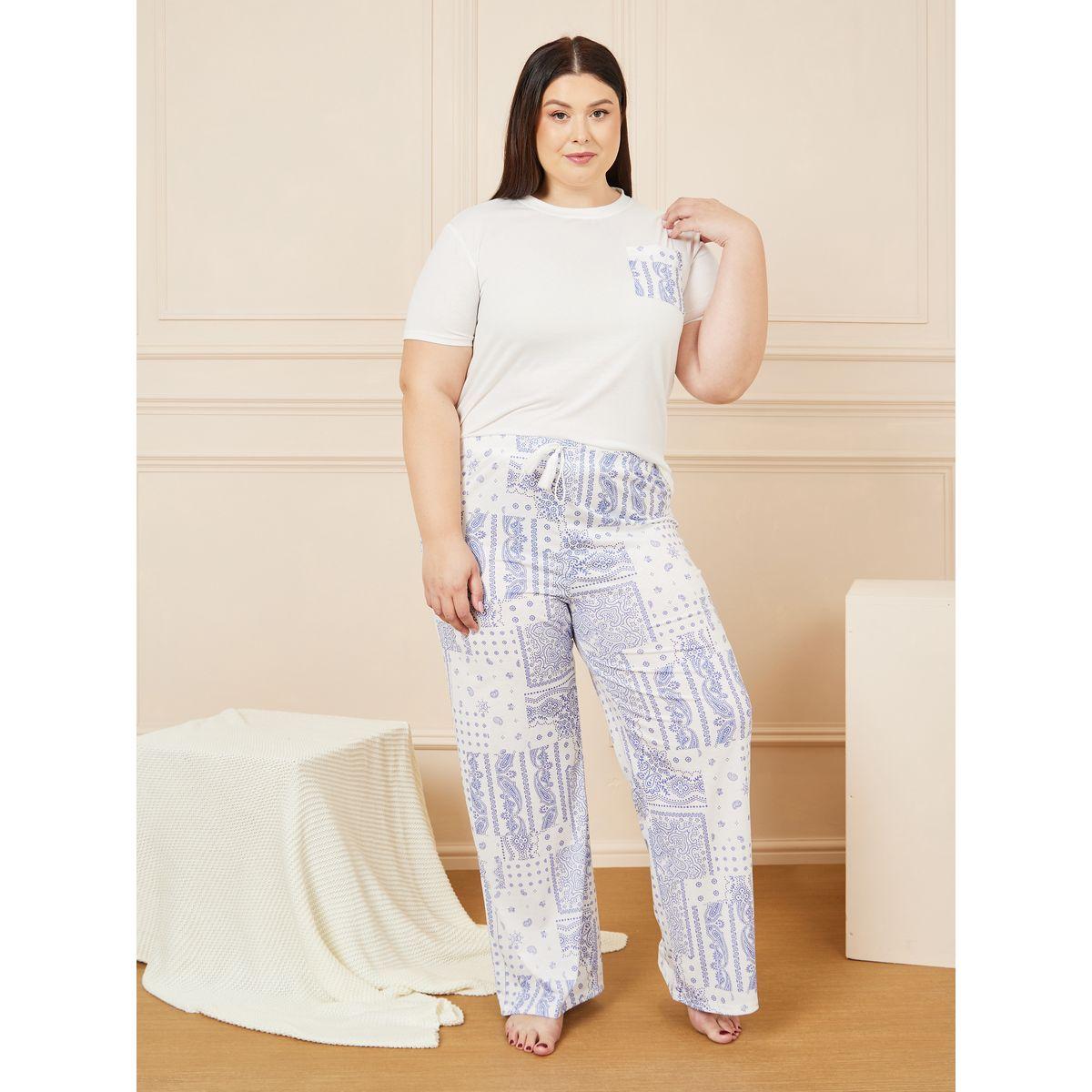 Styli Unwind Plus Scarf Print Pocket Detail T-shirt and Scarf Print Wide Leg Pyjama Set-women-clothing-nightwear-pyjamas-longsets-image-2