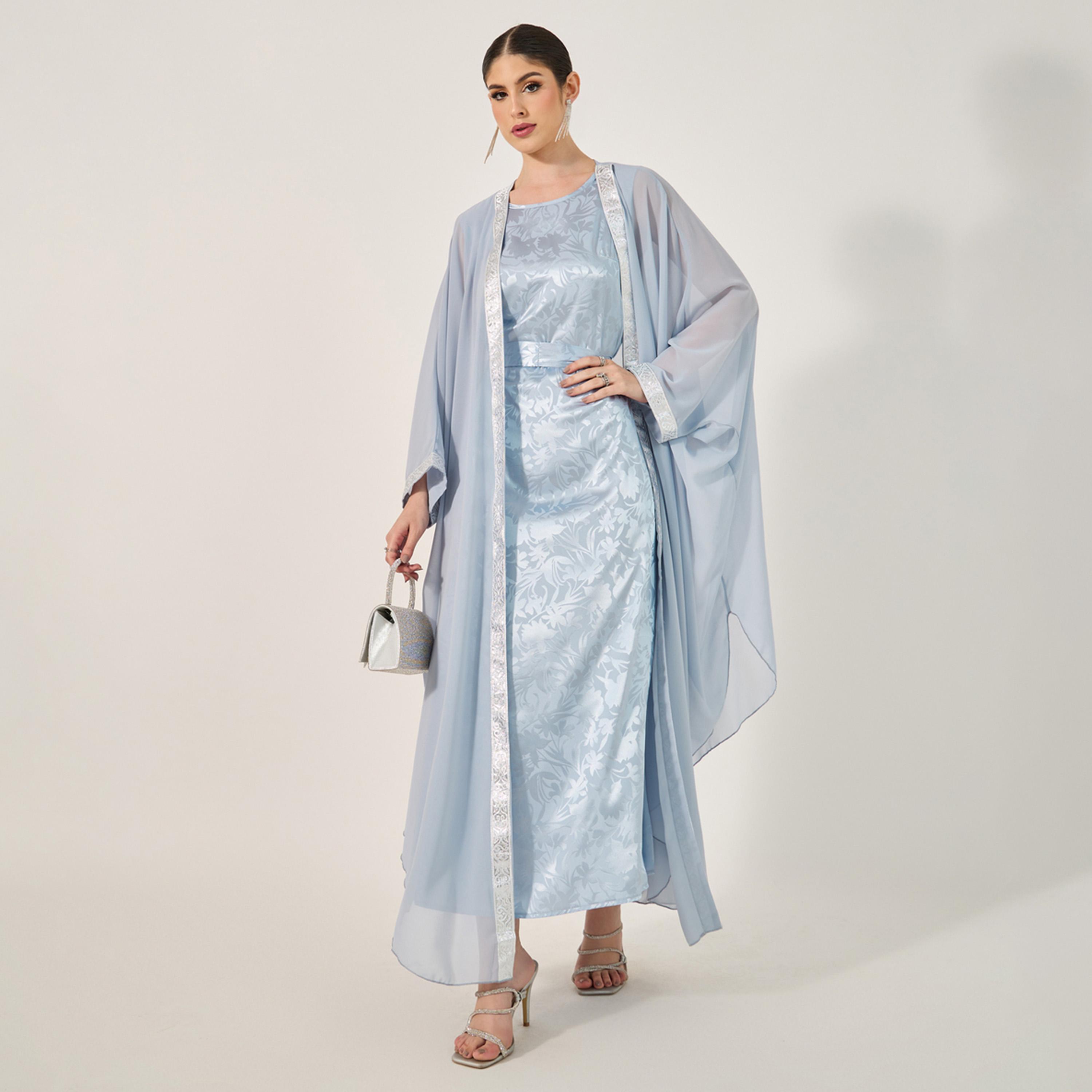 Amirah X Styli Jacquard Batwing Sleeve Abaya with Inner Belted Dress Set-women-arabicclothing-sets-image-2