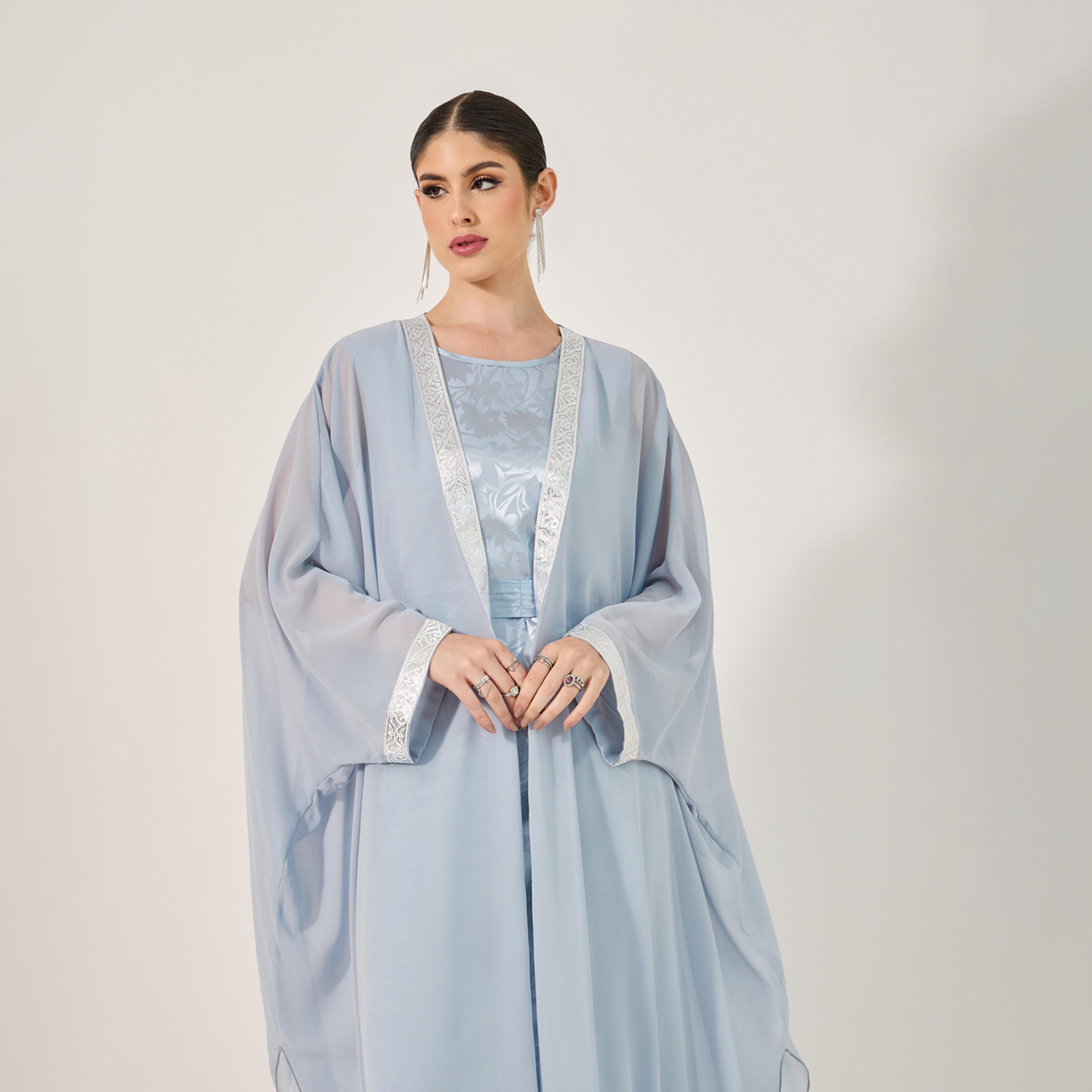 أميرة x ستايلي عباية جاكار بأكمام وطواطية مع فستان بحزام-women-arabicclothing-sets-image-3