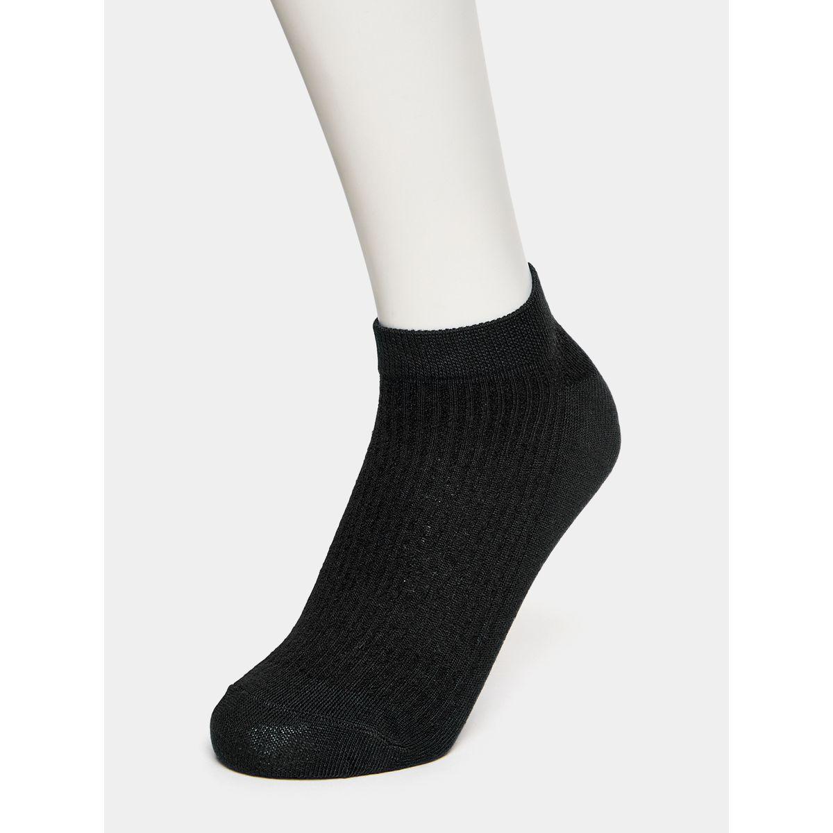 Styli Set of 5 - Textured Ankle Socks-women-socksandstockings-image-4
