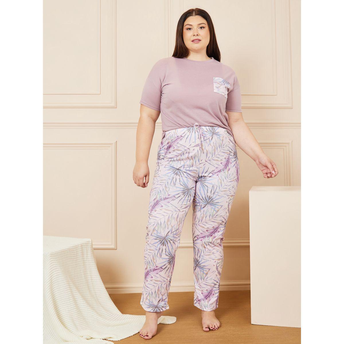 Styli Unwind Plus Leaf Print Pocket T-Shirt & Pyjama Set-women-clothing-nightwear-pyjamas-longsets-image-2