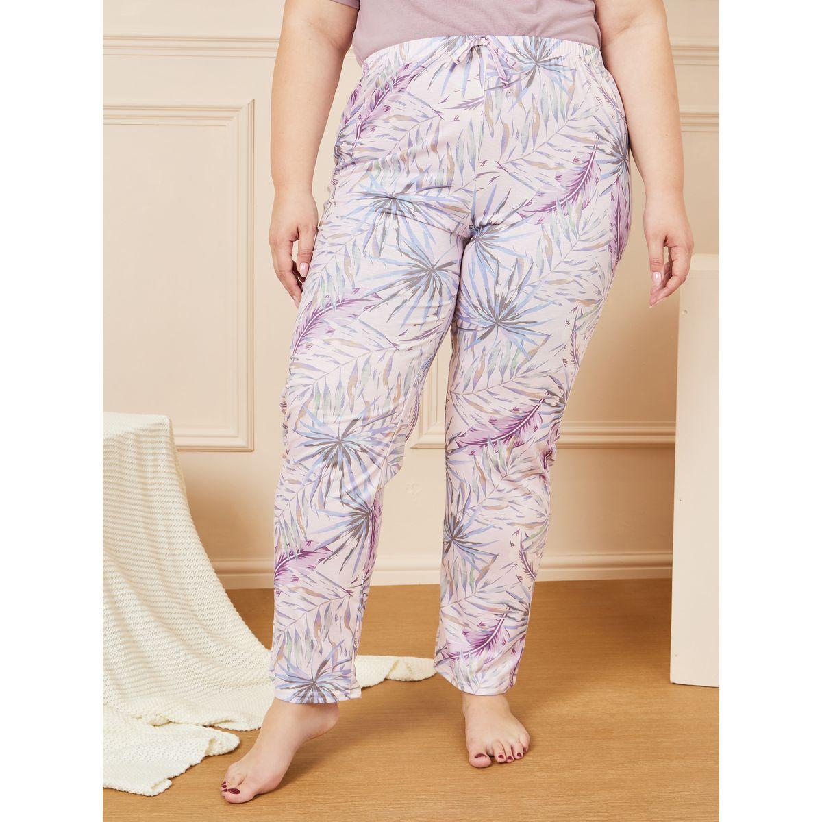 Styli Unwind Plus Leaf Print Pocket T-Shirt & Pyjama Set-women-clothing-nightwear-pyjamas-longsets-image-6