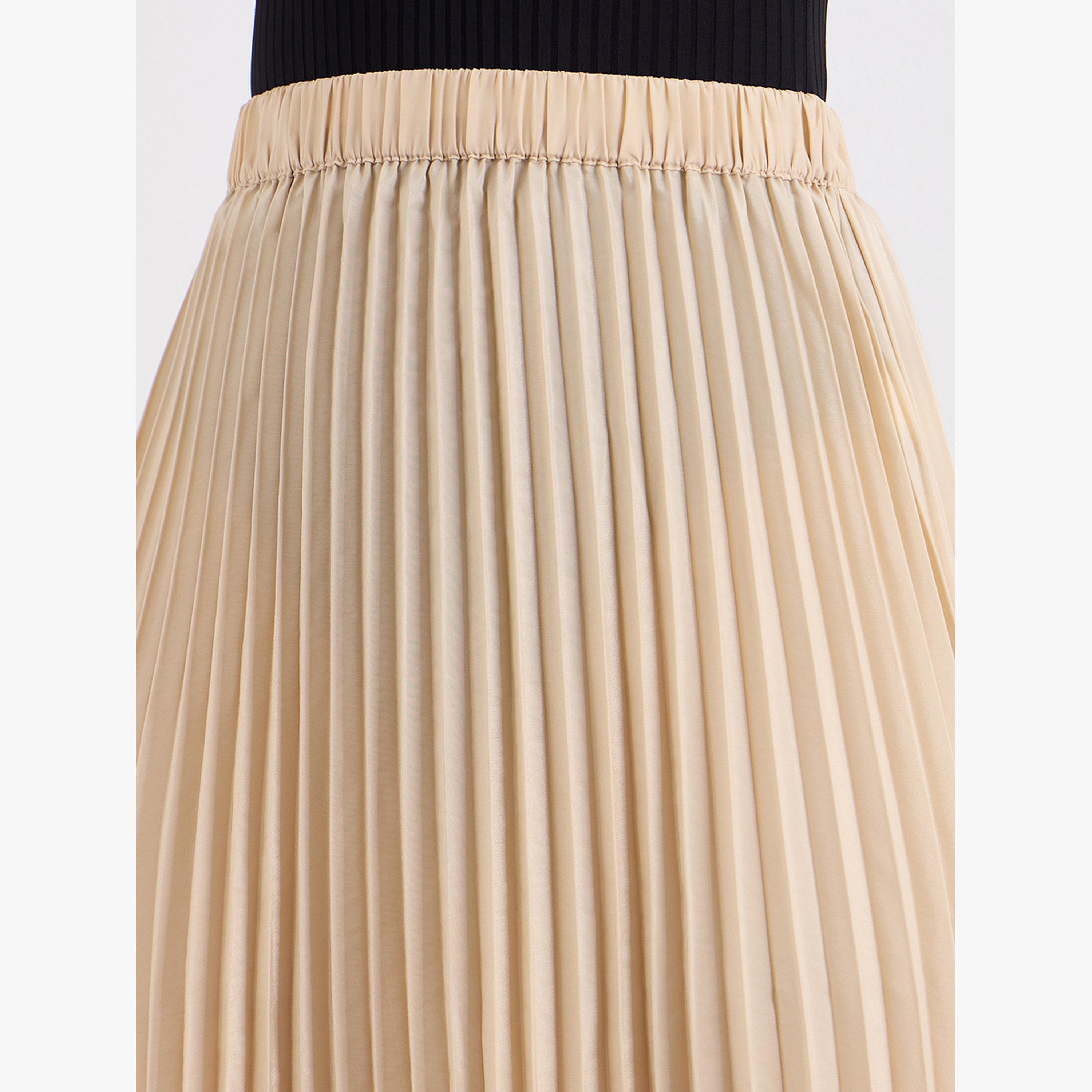 Styli Satin Pleated A-Line Maxi Skirt-women-clothing-bottoms-skirts-image-5