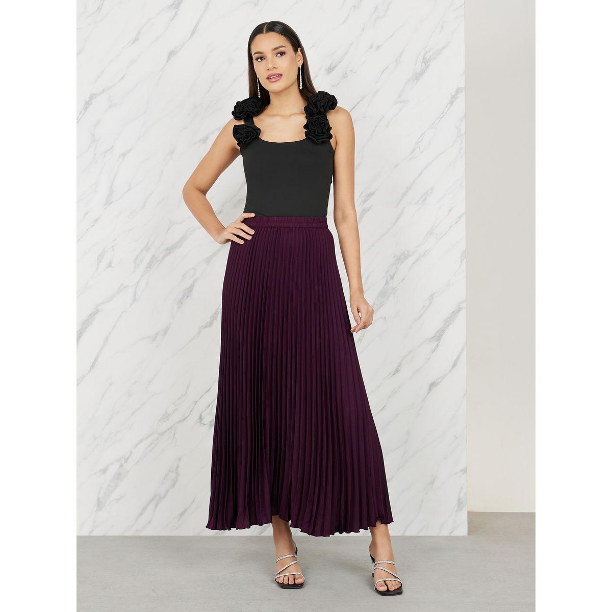 تنورة طويلة بحافة واسعة وكسرات-women-clothing-bottoms-skirts-image-2
