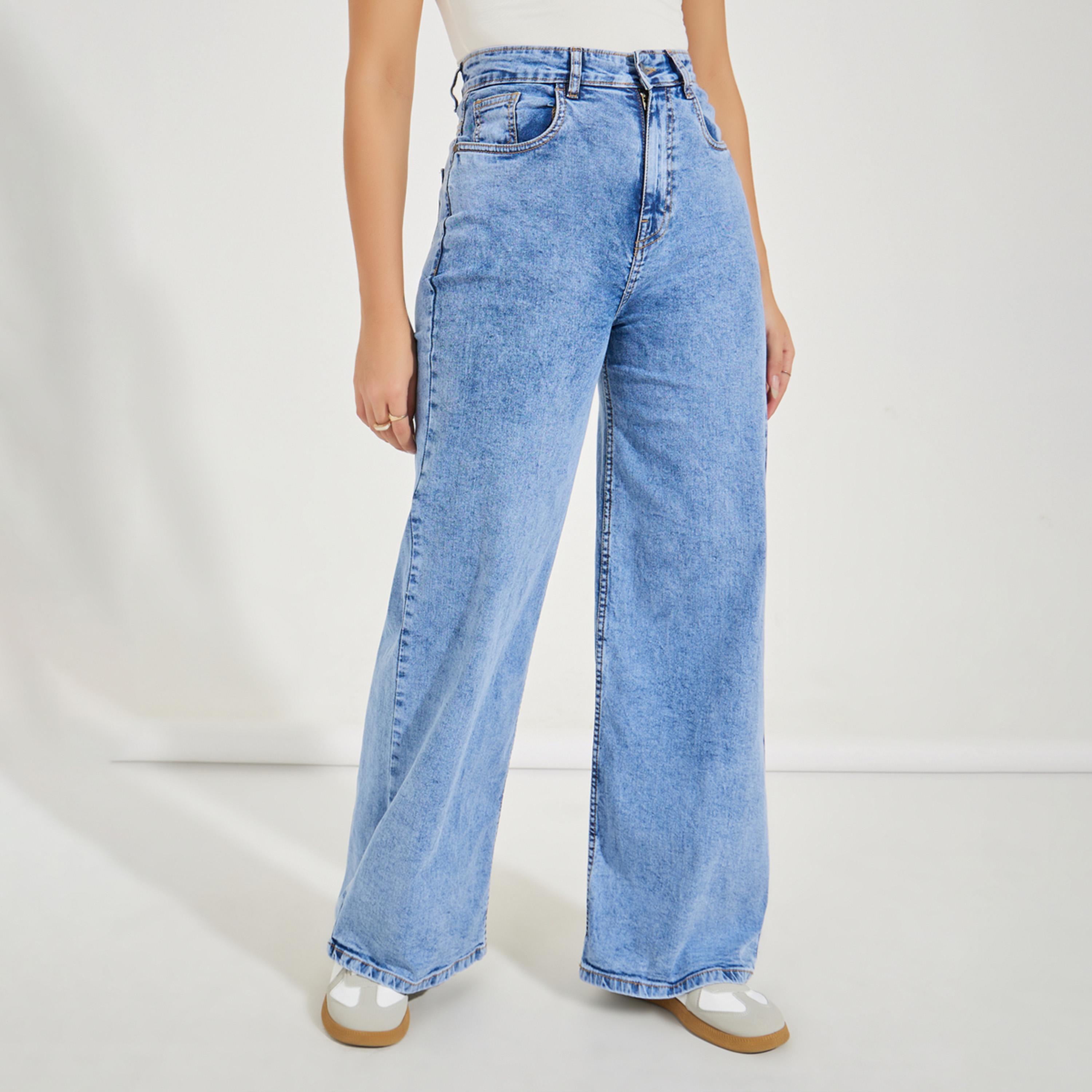 Styli High Rise Light Wash Wide Leg Jeans-women-clothing-bottoms-jeans-image-2