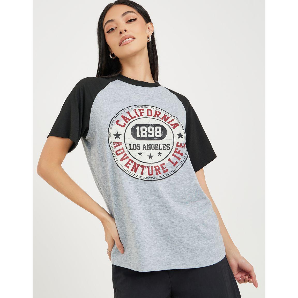 تيشيرت واسع مطبع بطبعة جرافيك-women-clothing-tshirts-image-1