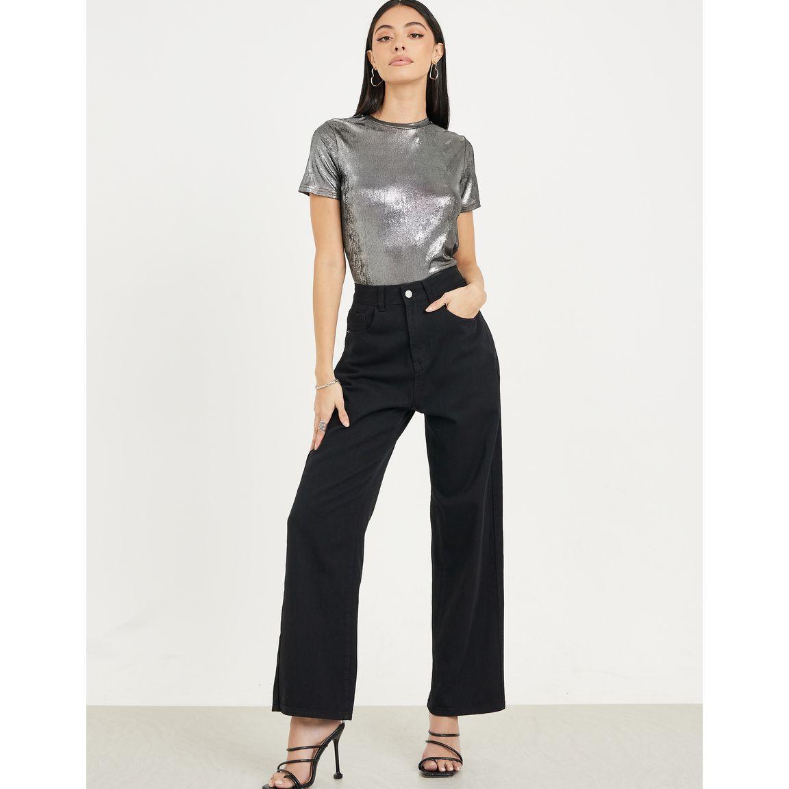 تيشيرت بتفاصيل براقة واكمام قصيرة-women-clothing-tshirts-image-2