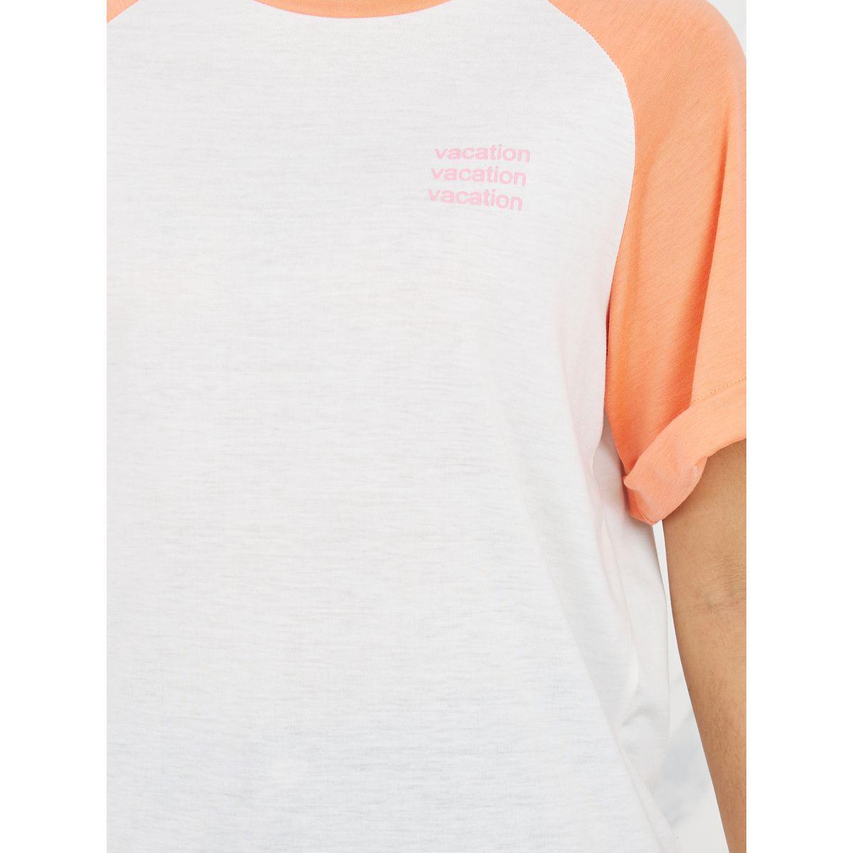 تيشيرت بقصة عادية واكمام ريجلان-women-clothing-tshirts-image-3