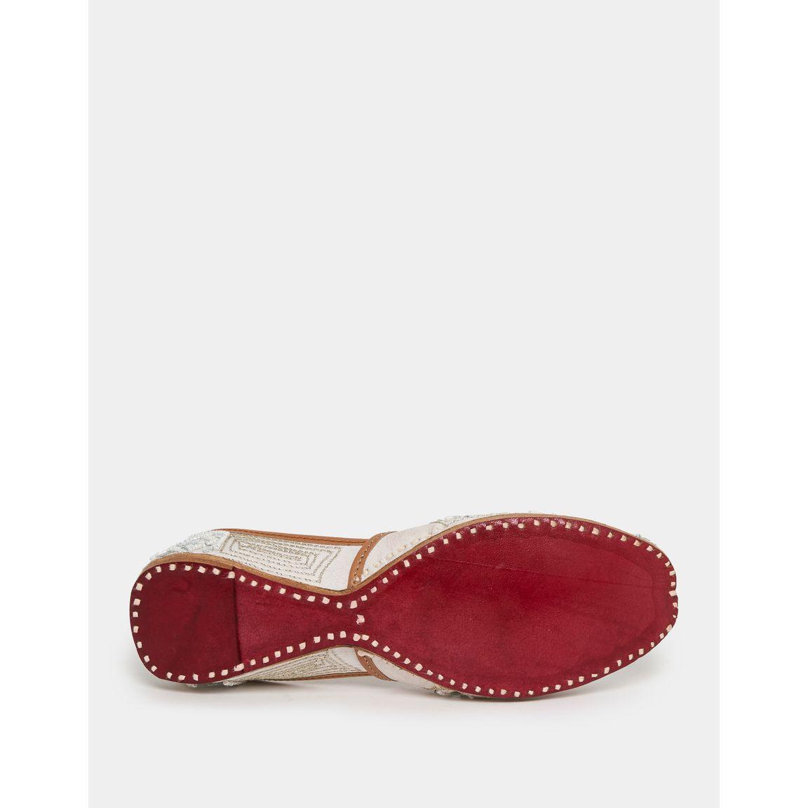 صندل فلات مزين بالخرز-women-shoes-loafersandmoccasins-image-6