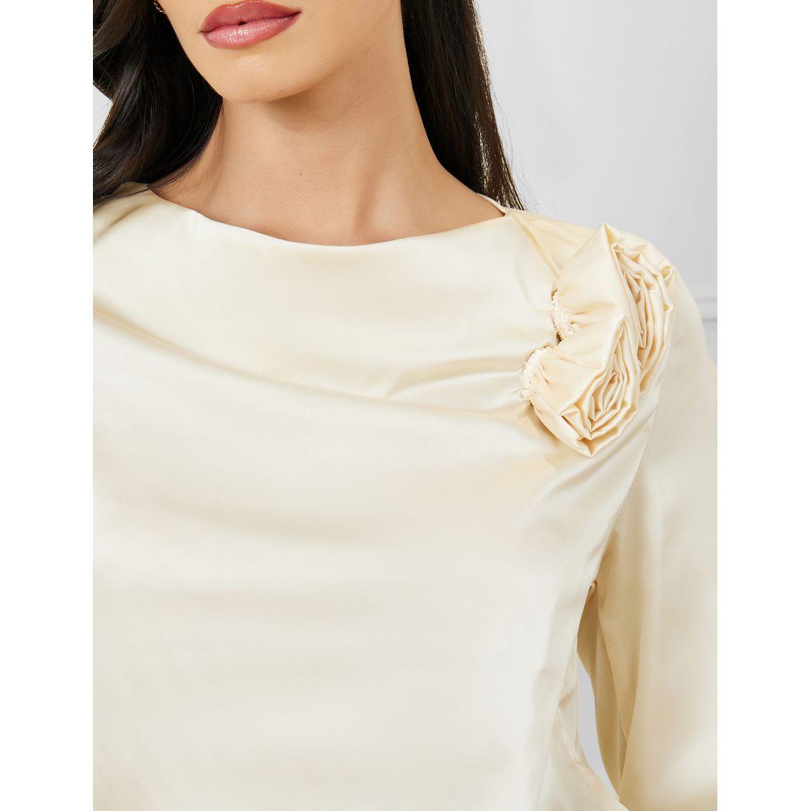 Styli Floral Applique Boat Neck Blouse-women-clothing-shirtsandblouses-blouses-image-4