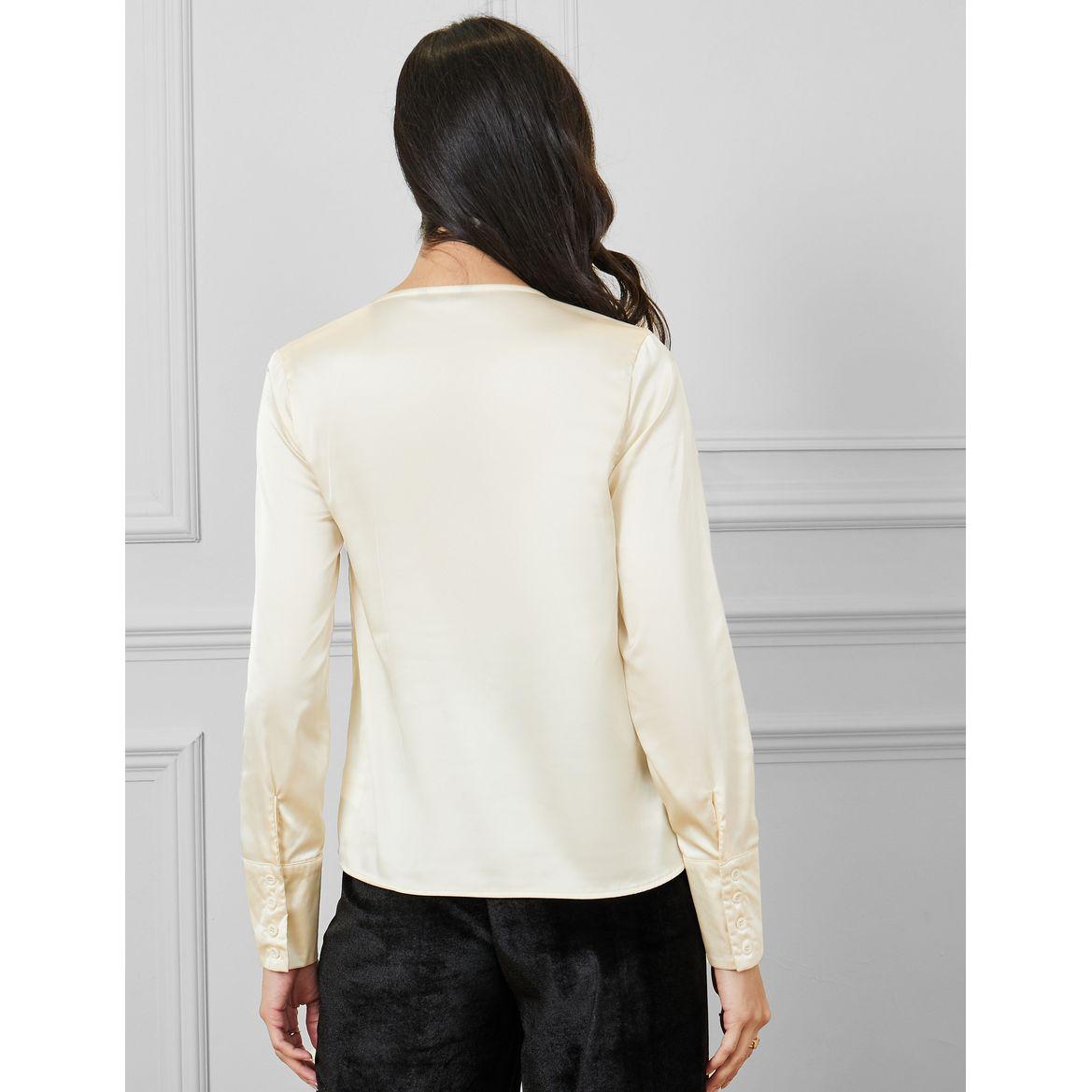 بلوزة بتفاصيل زهور وياقة قارب-women-clothing-shirtsandblouses-blouses-image-5