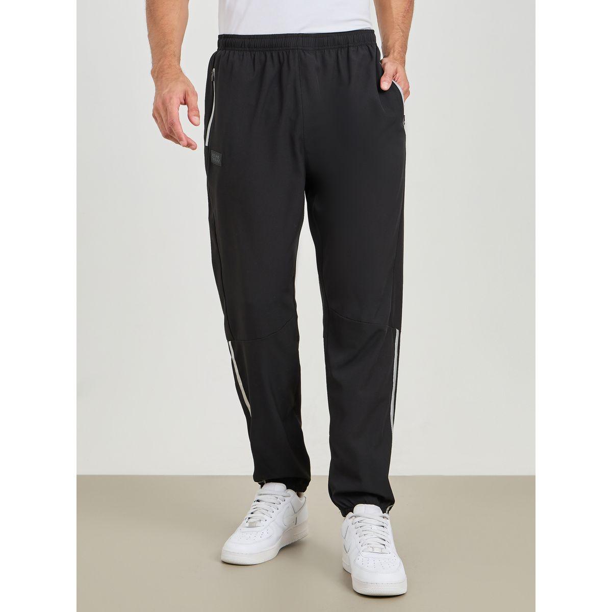 بنطال رياضي بتداخل شريط جانبي-men-clothing-sportswearandactivewear-bottoms-image-2