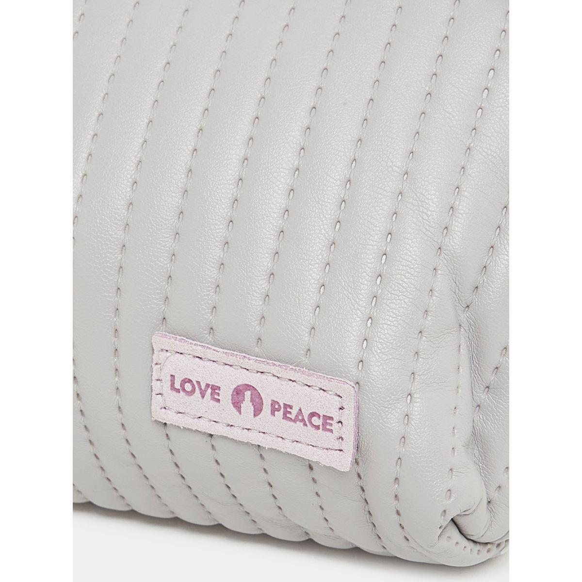 Styli Textured Stich Detail Washbag-travel-accessories-image-2