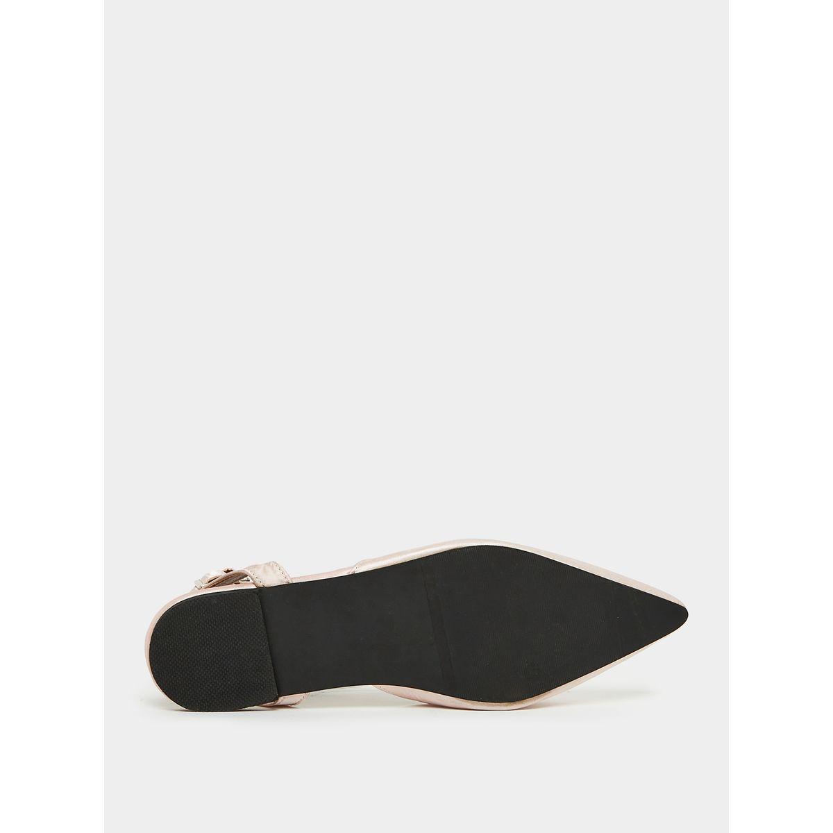 صندل فلات بتفاصيل ساتان ومقدمة مدببة-women-shoes-heels-image-6