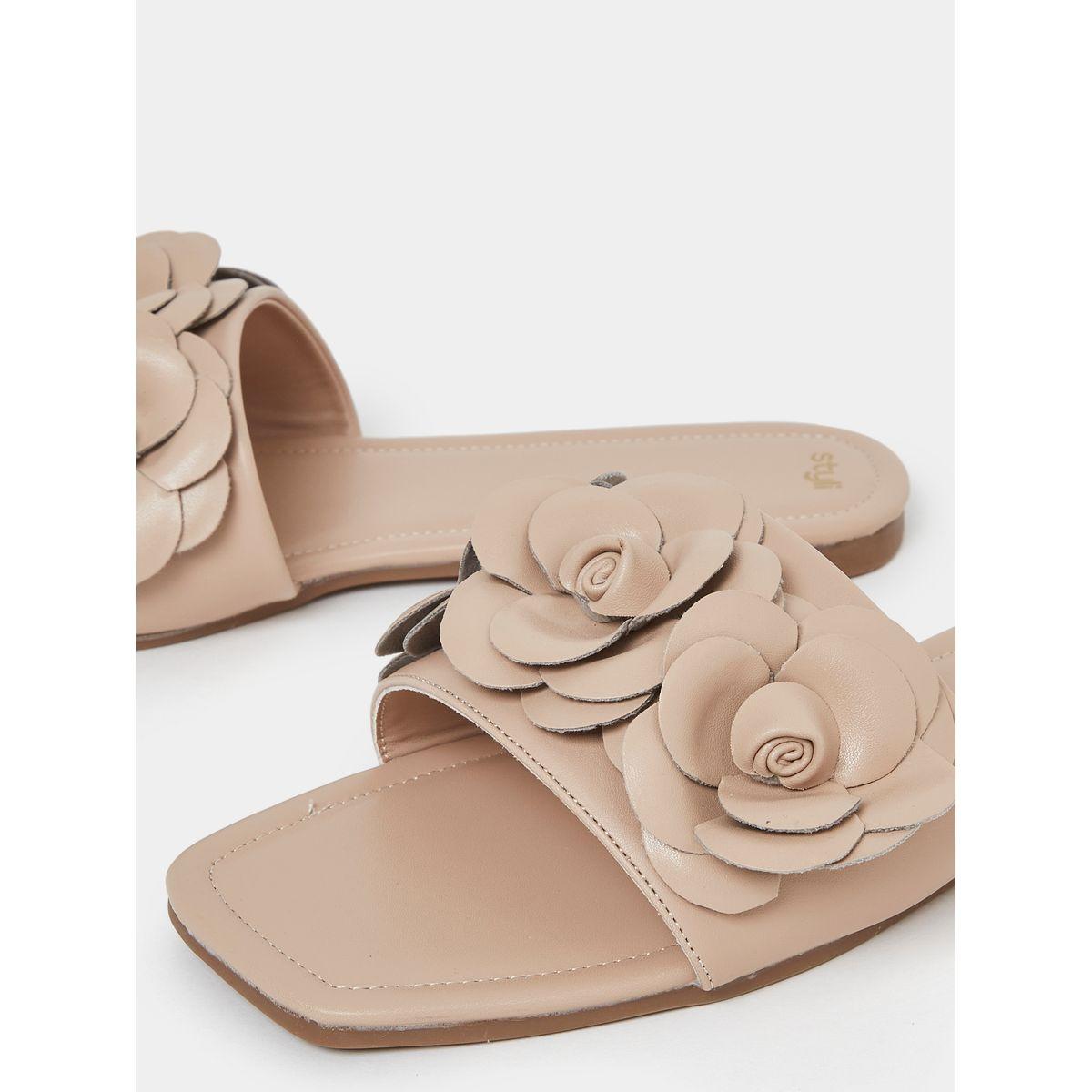 Styli Flower Applique Strap Flat Sandal-women-shoes-sandals-flats-image-3