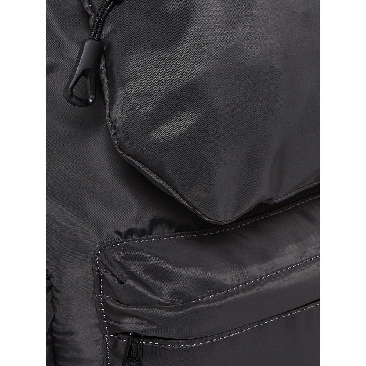 شنطة ظهر بجيوب وسحَّاب غلق-men-bags-image-2