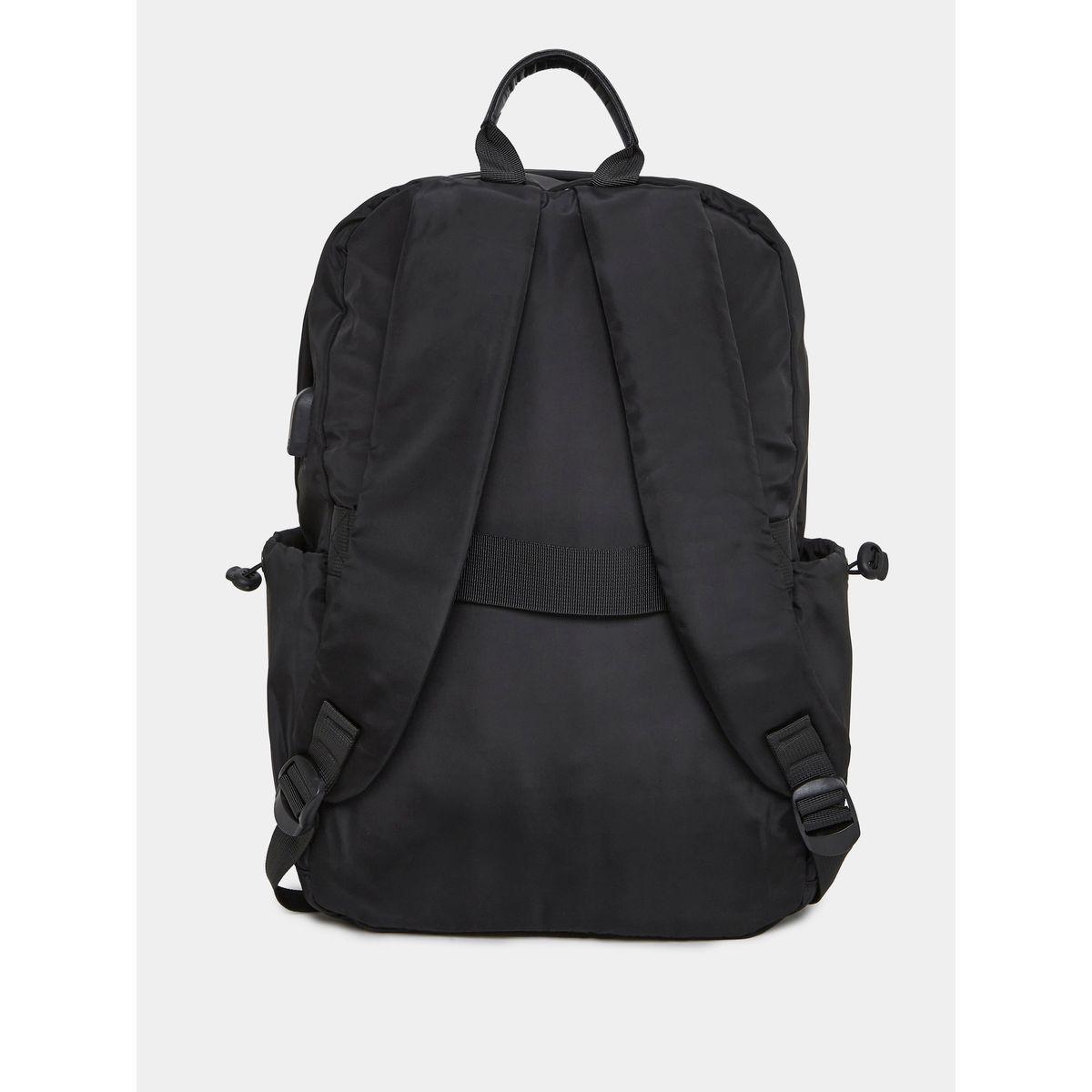 شنطة ظهر بجيوب امامية وسحَّاب غلق-men-bags-image-3