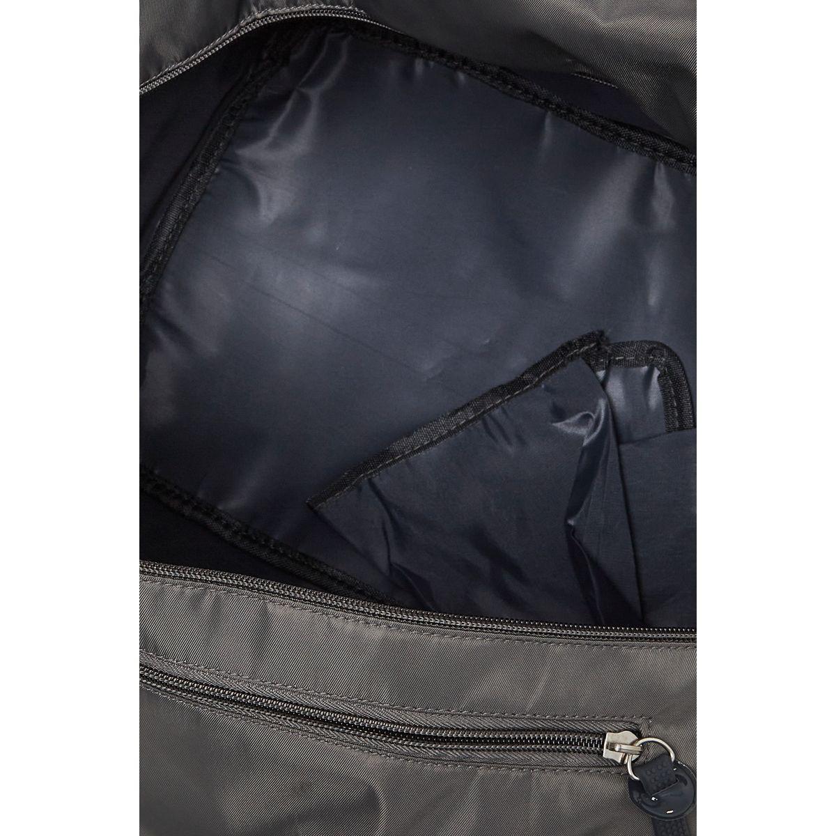 شنطة رياضية سادة بحمالتا يد-travel-luggagesandbags-dufflebags-image-1