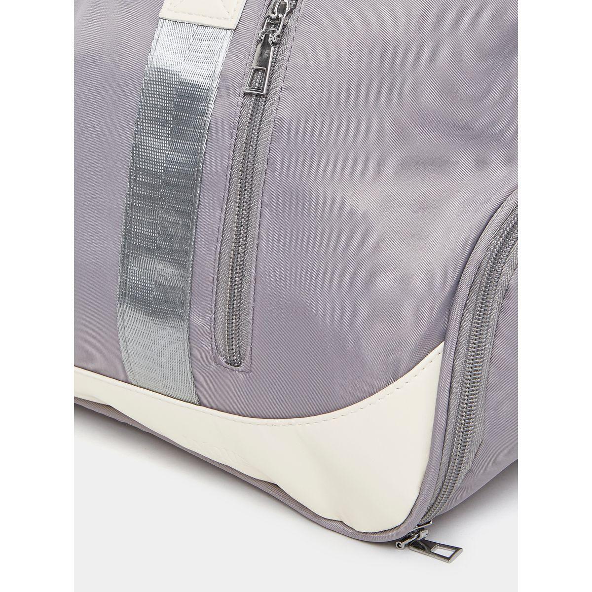 شنطة دافل بنمط كتل الالوان-travel-luggagesandbags-dufflebags-image-2