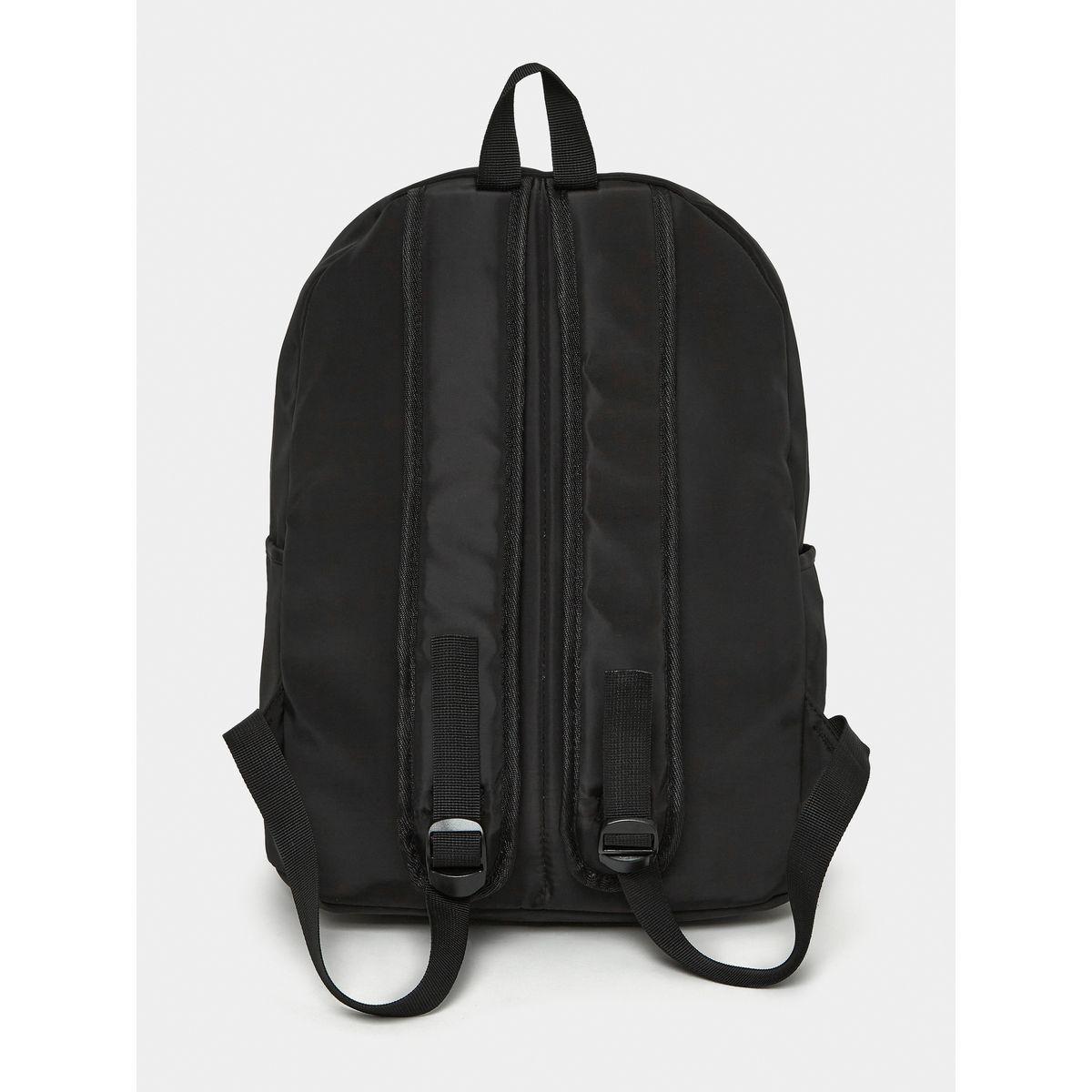 شنطة ظهر بتفاصيل جيب امامي-men-bags-image-3