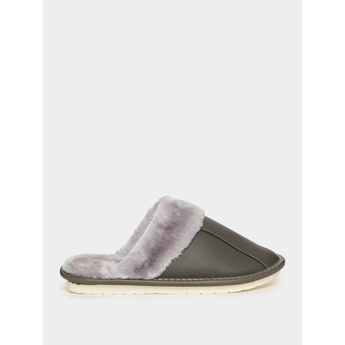 Styli Soft Faux Fur Trim Bedroom Slippers-men-shoes-flipflopsandslides-image-1